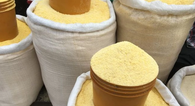 WHITE GARRI
